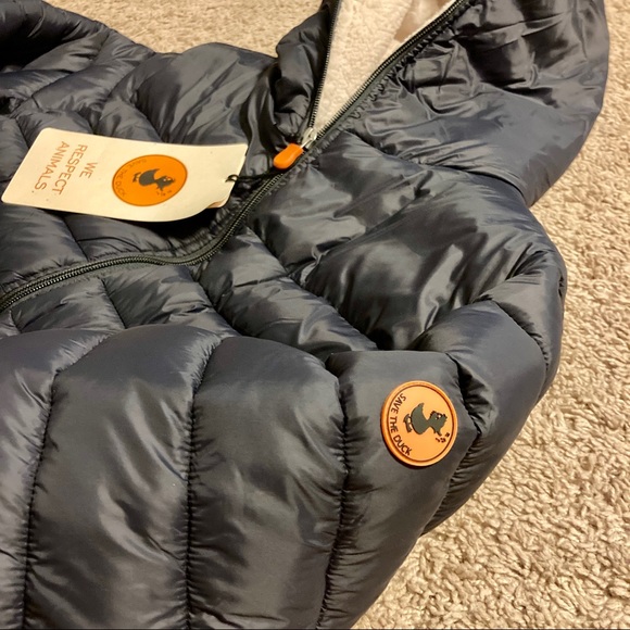Animal-Free Sherpa Coat - Picture 9 of 16